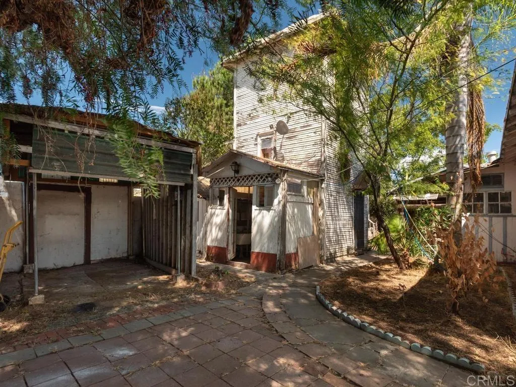 https://cdn.realtyfeed.com/cdn/127/307072788/7de2f9f24890b5bc83a6eb3e5f76d530.webp