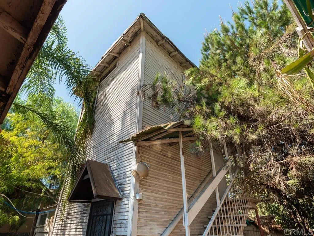 https://cdn.realtyfeed.com/cdn/127/307072788/a635c22d6a20059029474858416414a3.webp