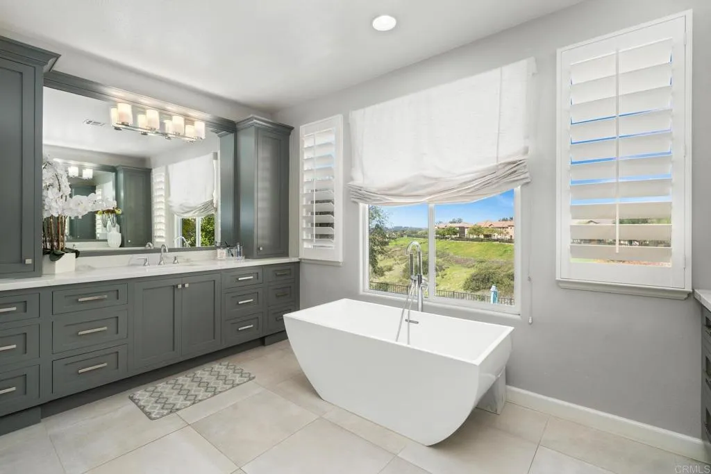 https://cdn.realtyfeed.com/cdn/127/307072926/4563c2fe826aa0d29b4587b78e7f9e7d.webp