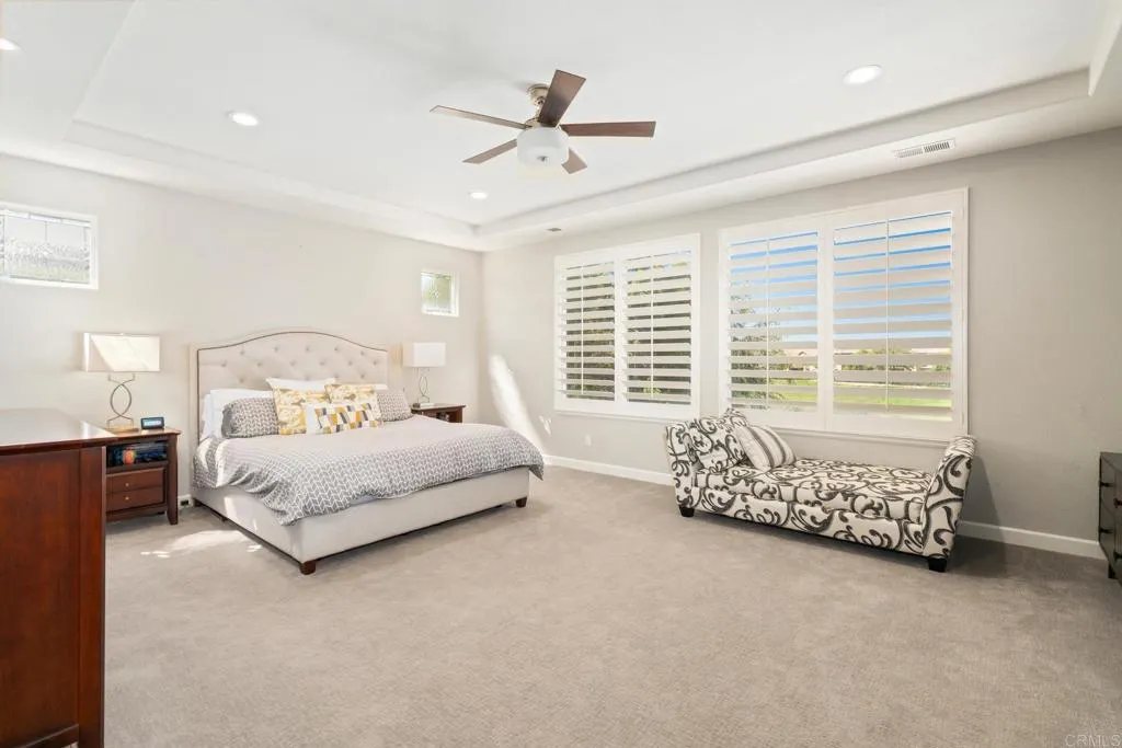 https://cdn.realtyfeed.com/cdn/127/307072926/90af116fbc7700ef76866ef2158ee1b0.webp