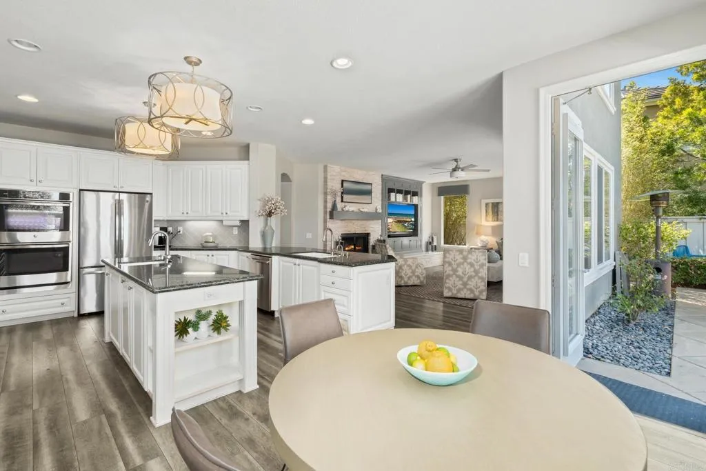 https://cdn.realtyfeed.com/cdn/127/307072926/cab6f0f55d35ce45436c98b9fd475fdf.webp