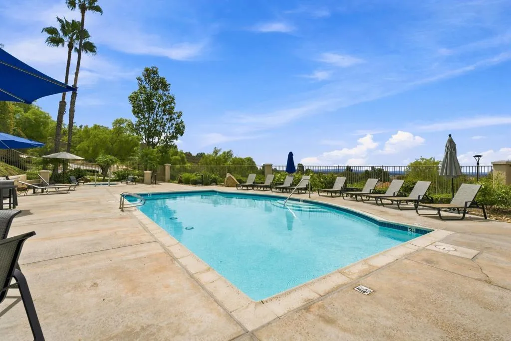 https://cdn.realtyfeed.com/cdn/127/307072928/1b1568f2b7c954c99299b2717e153f83.webp