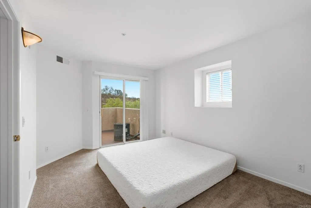 https://cdn.realtyfeed.com/cdn/127/307072928/8ae0e2406f53f52deedd719324e1e939.webp