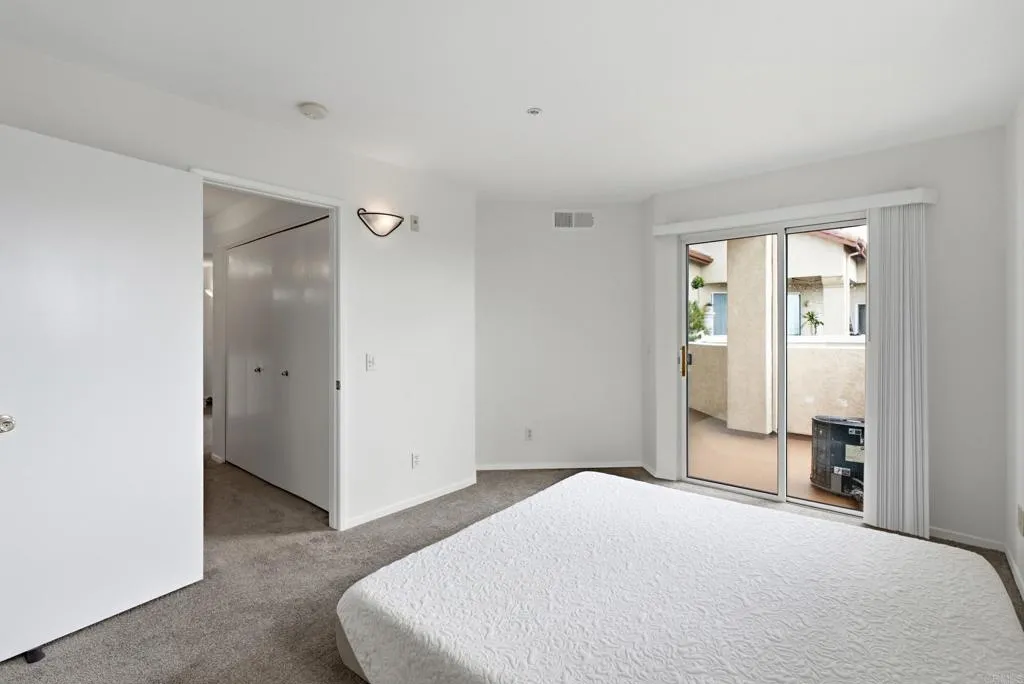 https://cdn.realtyfeed.com/cdn/127/307072928/f5bdc009244bc380f8c9bde40472aab6.webp