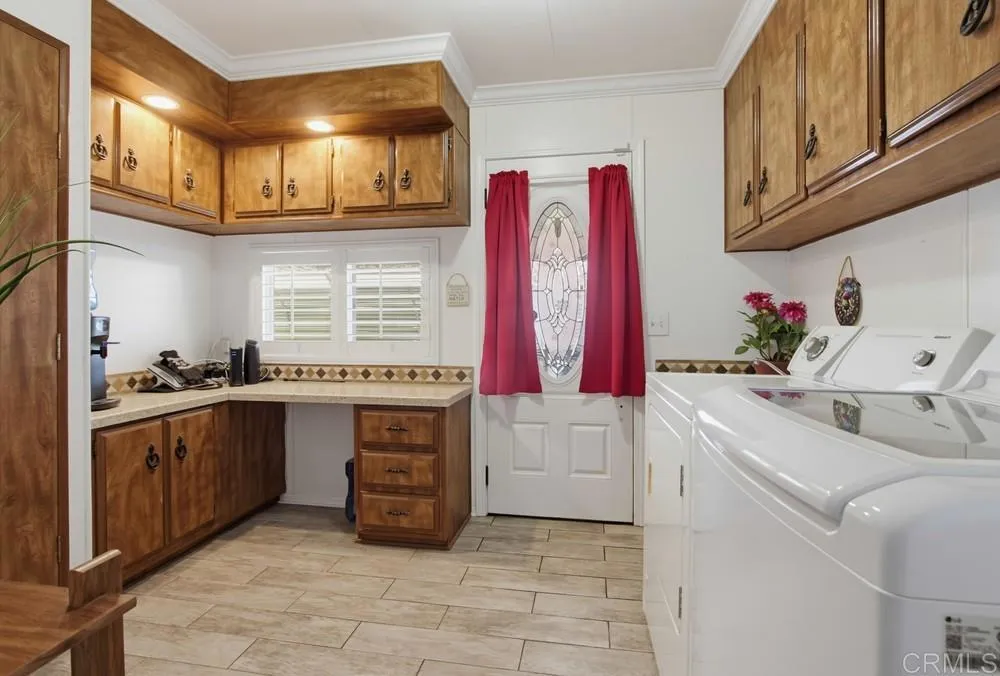 https://cdn.realtyfeed.com/cdn/127/307072960/673c43cb7d410d88cc4256d38ceca423.webp