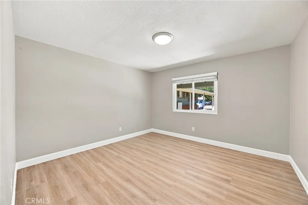 https://cdn.realtyfeed.com/cdn/127/307073037/c5533be5e0a86ec2f4170f55713ab0bb.webp