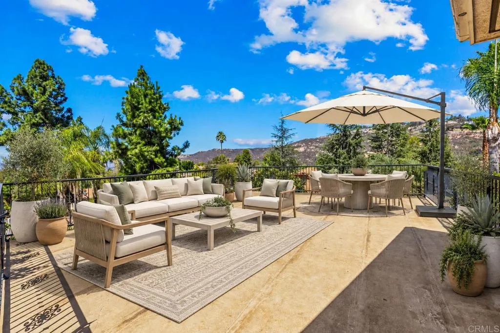 https://cdn.realtyfeed.com/cdn/127/307073043/51b1aa3afc76e8917e5c02127d7c4384.webp