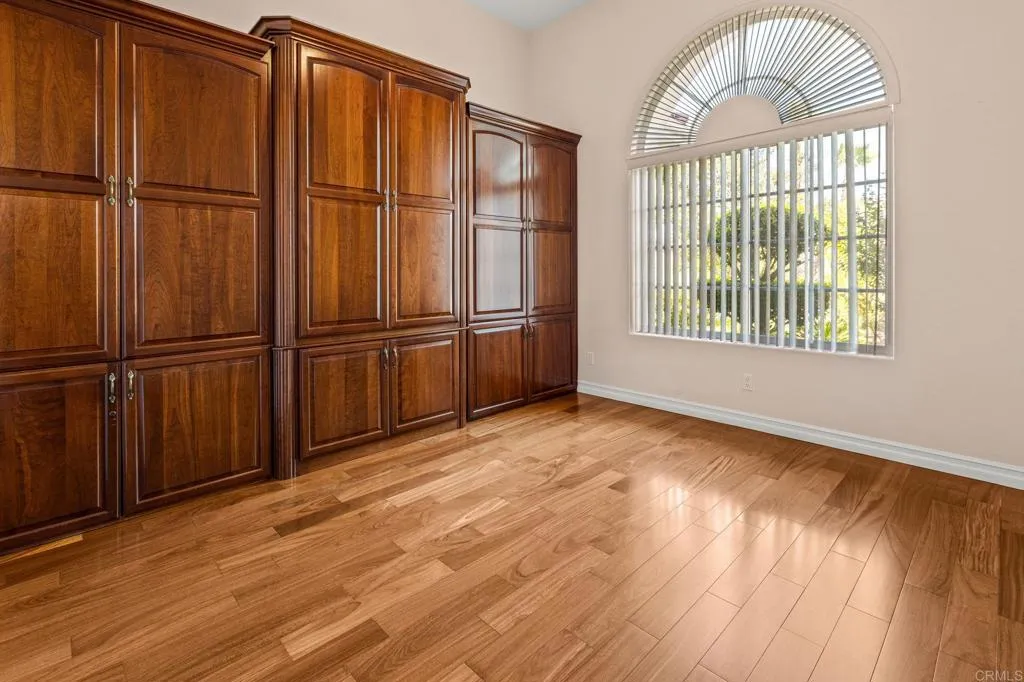 https://cdn.realtyfeed.com/cdn/127/307073043/8f9576751fa07f07259450e753a01b88.webp