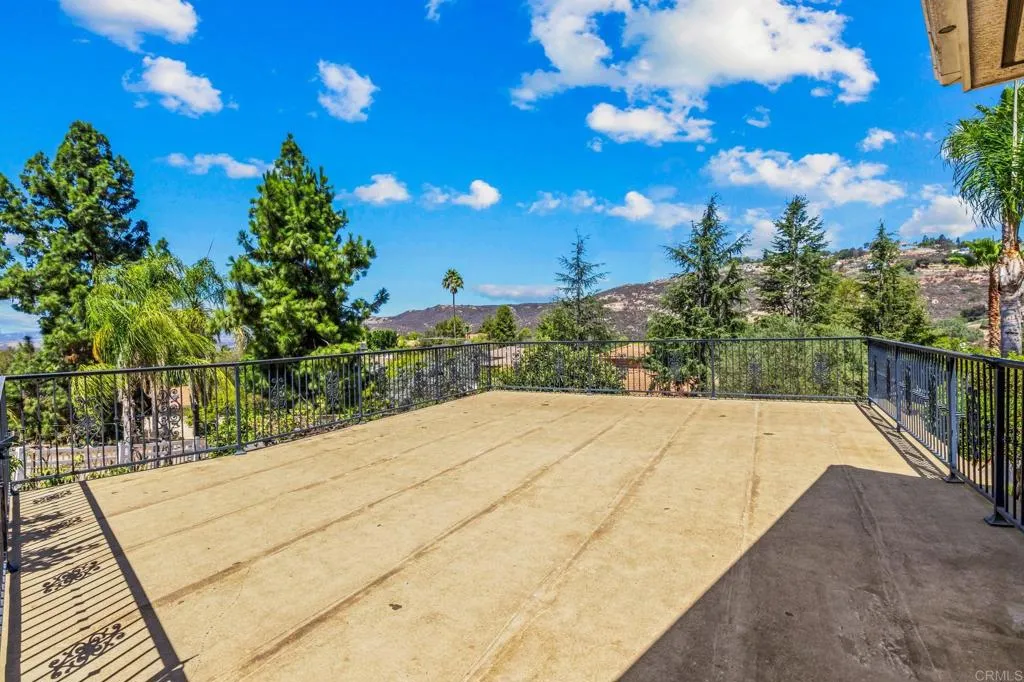 https://cdn.realtyfeed.com/cdn/127/307073043/e664f1f3c4c1b9a7afb6d4981e067236.webp