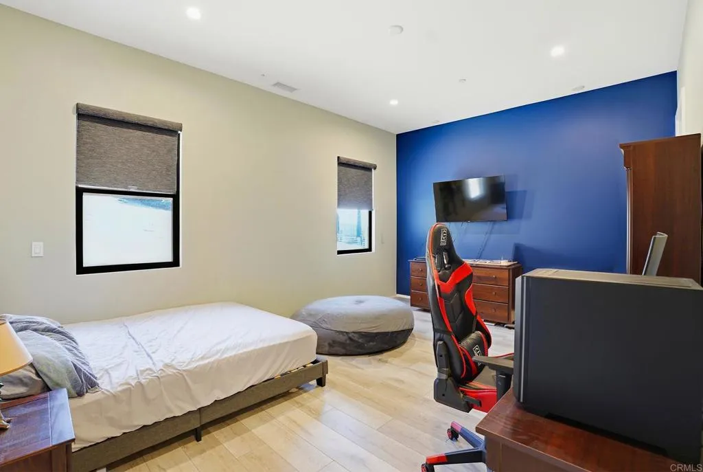 https://cdn.realtyfeed.com/cdn/127/307073047/5d728b3c5c37ce1b47896b6b200df67b.webp