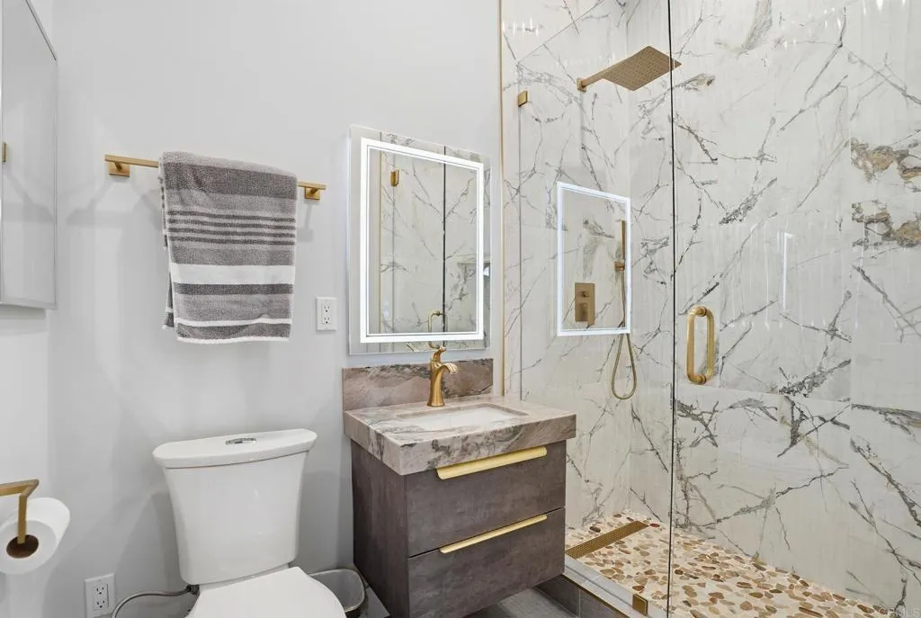 https://cdn.realtyfeed.com/cdn/127/307073047/9e0b4eda3597cee517647e77e26a5f32.webp