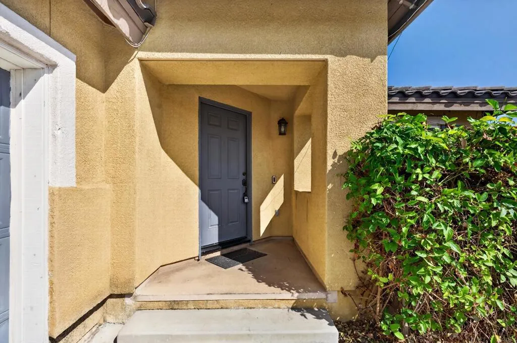 10441 Lake Breeze Drive, Spring Valley, CA 91977 - Photo 3 of 65, Spring Valley, CA