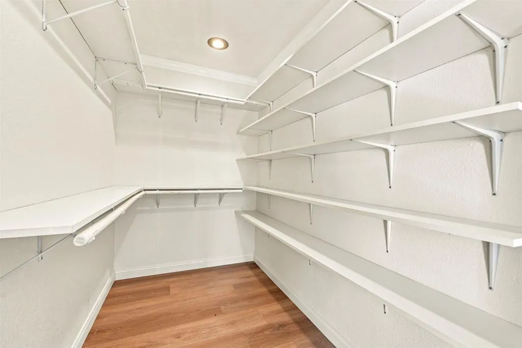 https://cdn.realtyfeed.com/cdn/127/307073063/3f86a8645f60a527164e8215c9a4332d.webp