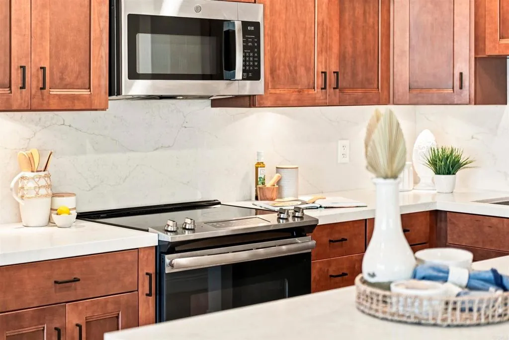 https://cdn.realtyfeed.com/cdn/127/307073063/4dafe85fd5ae6f22d9df3aa59baf6f35.webp