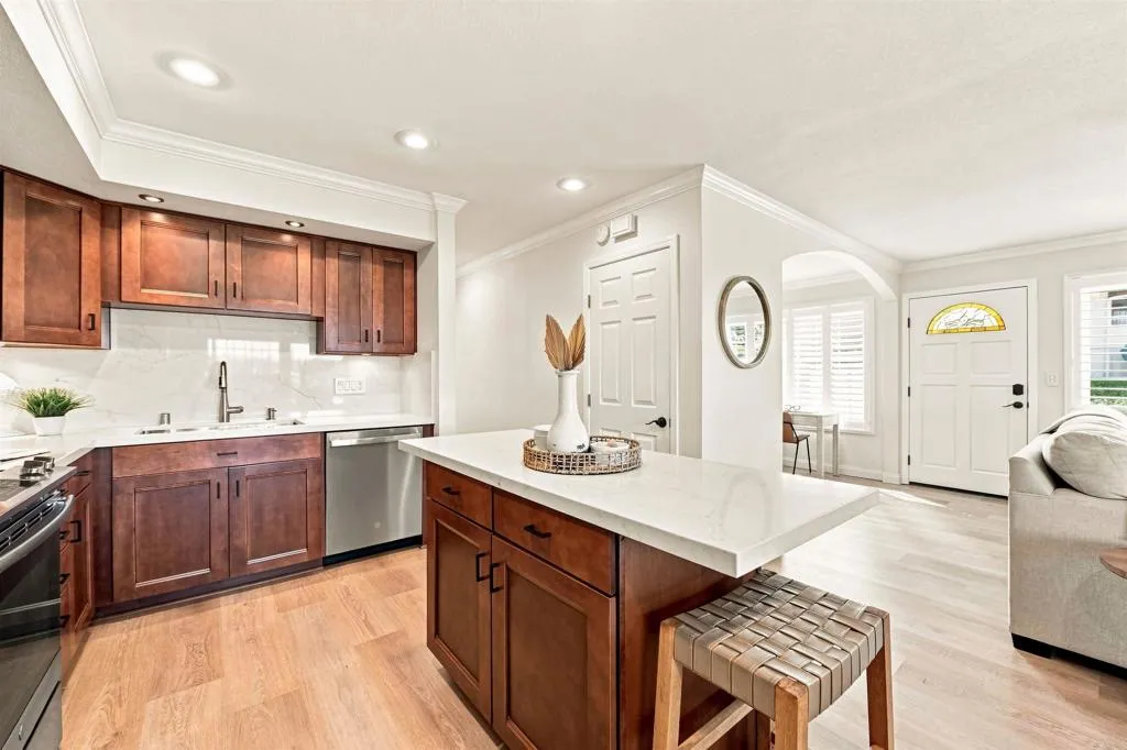 https://cdn.realtyfeed.com/cdn/127/307073063/7070e54bf3c318d36836c3fe64e689ca.webp