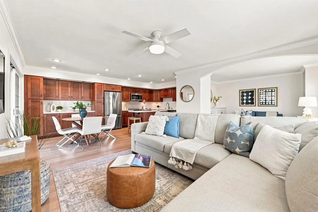 https://cdn.realtyfeed.com/cdn/127/307073063/7940f0b5675ba97e7a5b163bd1100aae.webp