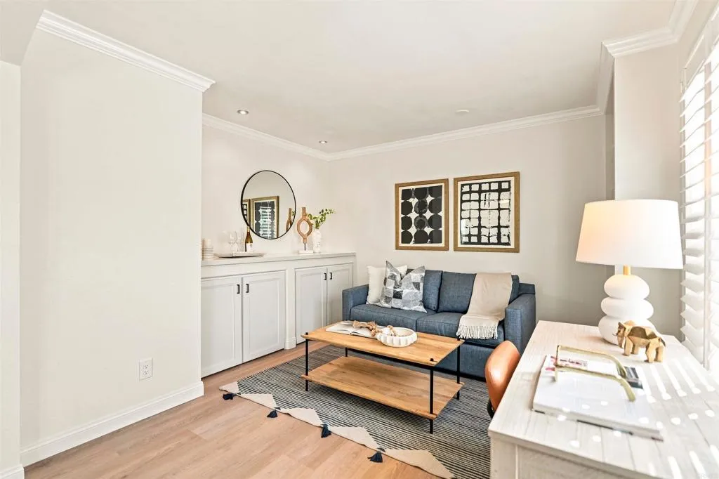 https://cdn.realtyfeed.com/cdn/127/307073063/7ae7010844e0b0c121f3ee4949269f1a.webp