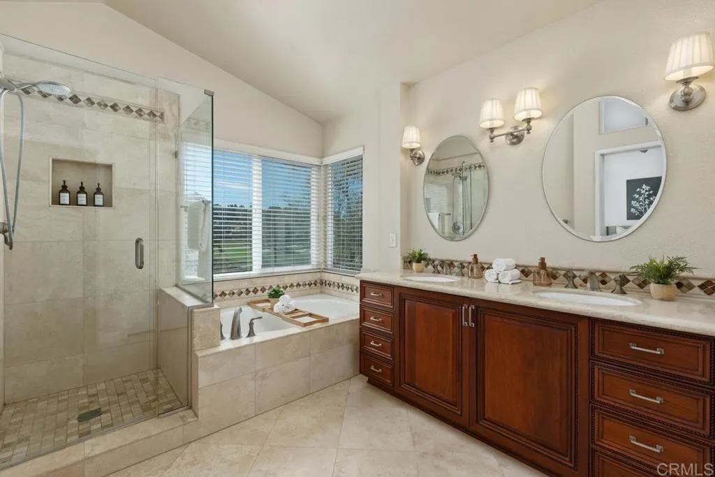 https://cdn.realtyfeed.com/cdn/127/307073064/a742c559b917ae905547ea9562539d02.webp