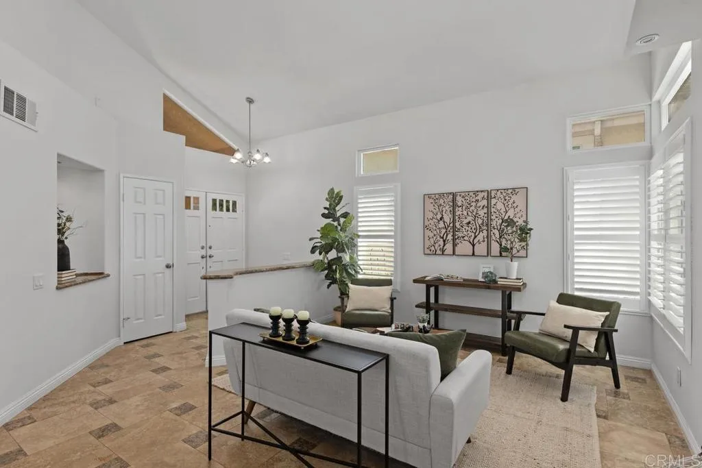 https://cdn.realtyfeed.com/cdn/127/307073064/df0108f3e4dfb99fafe2090a5db8fa5a.webp