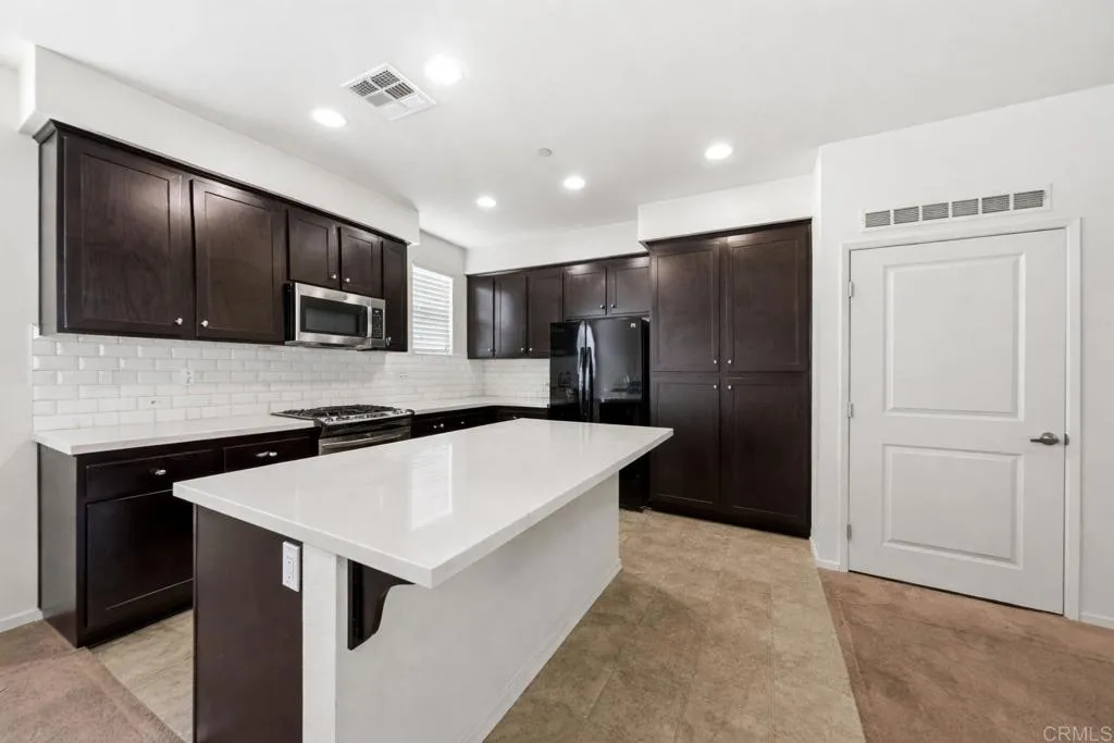 1712 San Francisco, San Diego, CA 92154 - Photo 3 of 18, San Diego, CA