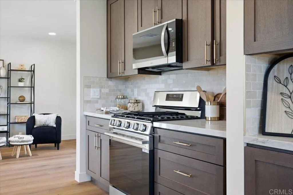 https://cdn.realtyfeed.com/cdn/127/307073176/93d8ae2697fdfa1507f26d63c1369676.webp