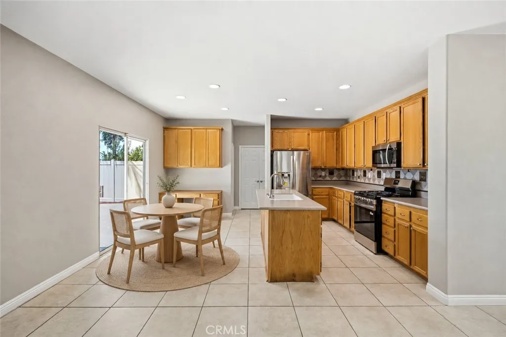 https://cdn.realtyfeed.com/cdn/127/307073191/5b4a69b92d5e6a255849f995674a88b0.webp