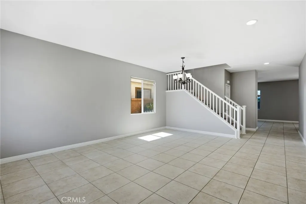 https://cdn.realtyfeed.com/cdn/127/307073191/db3fae939dc376a08fddf1f2982b1d79.webp
