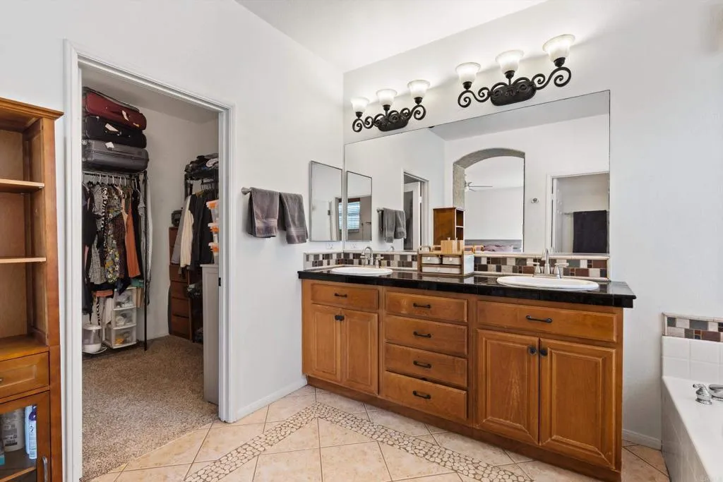 https://cdn.realtyfeed.com/cdn/127/307073251/77f2c2225d18d36ad2dd8f42bb8cf95c.webp