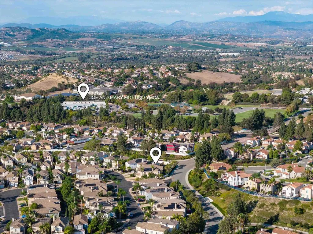 https://cdn.realtyfeed.com/cdn/127/307073251/7b2a57c4713bcc107bd61e9bdf6e0459.webp