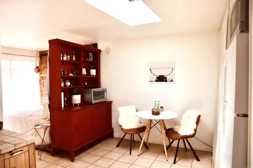 https://cdn.realtyfeed.com/cdn/127/307073280/63383596b9821ff21d7cd750a5f9d1cc.webp