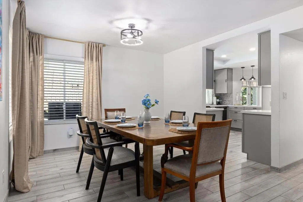 https://cdn.realtyfeed.com/cdn/127/307073287/72d8f4af1f64140203c3a810e38c2adc.webp