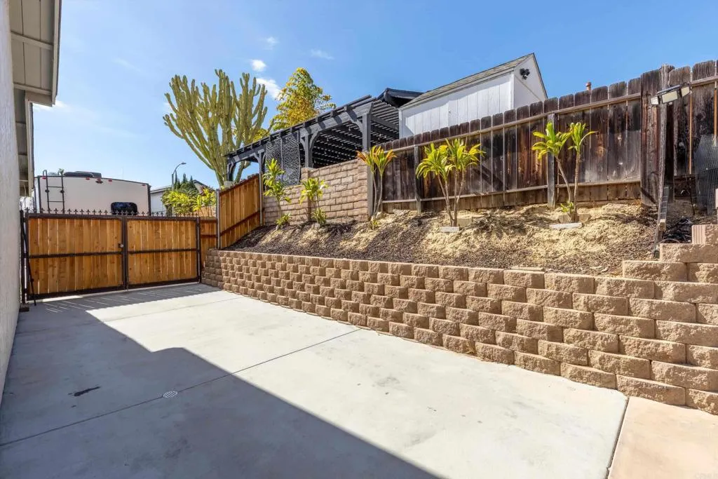 https://cdn.realtyfeed.com/cdn/127/307073287/ea92946fb6d33b13f458e29161ca9f26.webp
