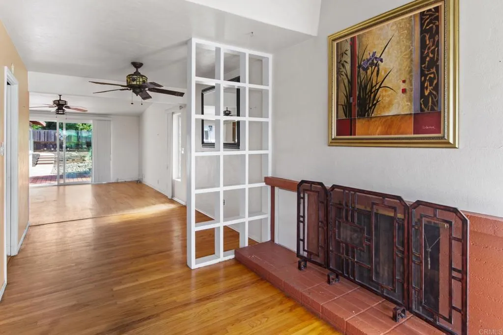 https://cdn.realtyfeed.com/cdn/127/307073349/242d174d1d9f9873f3940b9e6330109a.webp