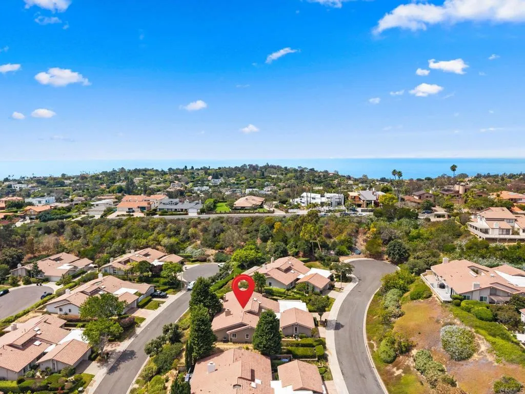 https://cdn.realtyfeed.com/cdn/127/307073405/2f26789d8a6932bfc9491492c7d82e49.webp
