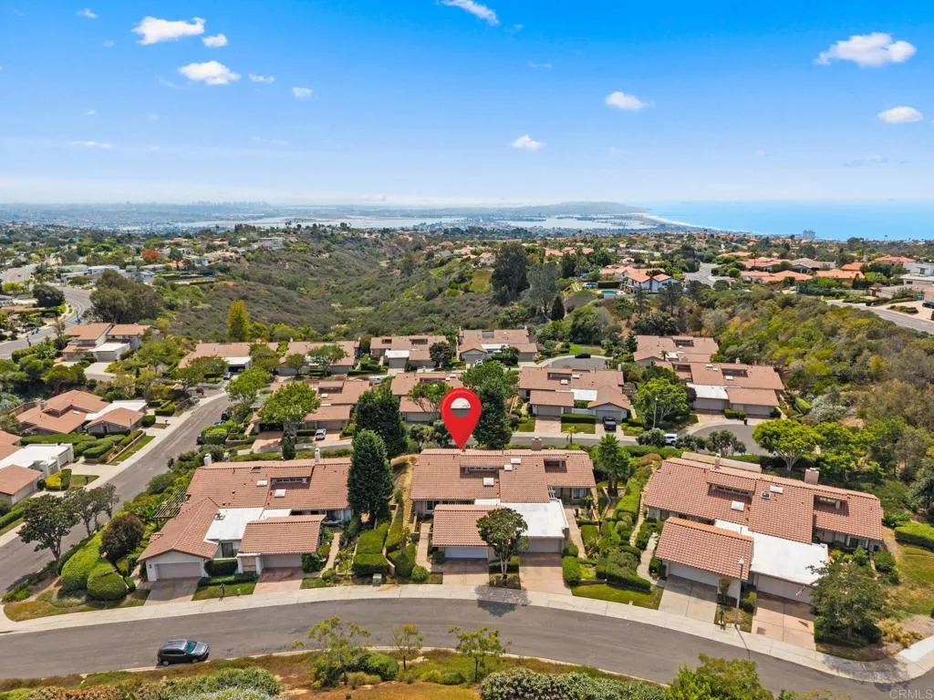 https://cdn.realtyfeed.com/cdn/127/307073405/3d682f0b920e97e6110fce5ae045ff68.webp