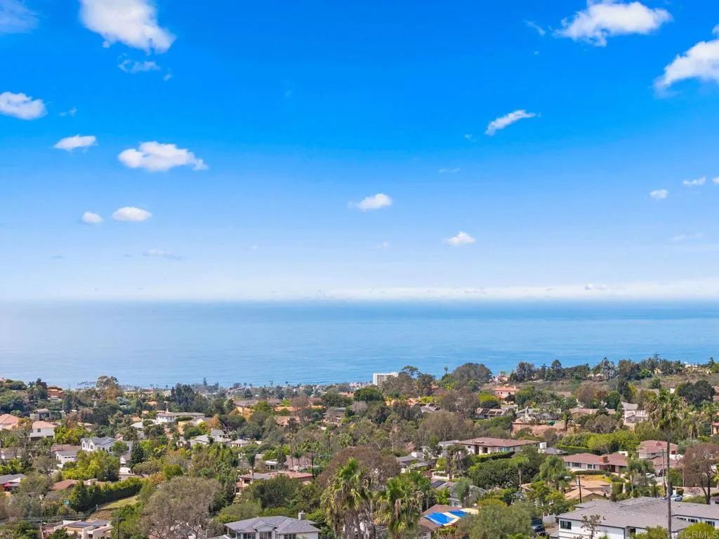 https://cdn.realtyfeed.com/cdn/127/307073405/8b58cc9688badb2d24c1572a5c0c2059.webp