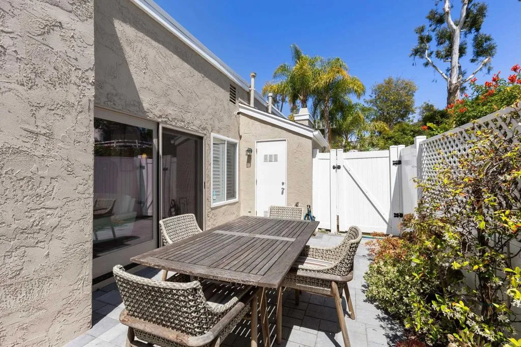 https://cdn.realtyfeed.com/cdn/127/307073436/0fa1200925c4bb9e6610c48dc01aff91.webp