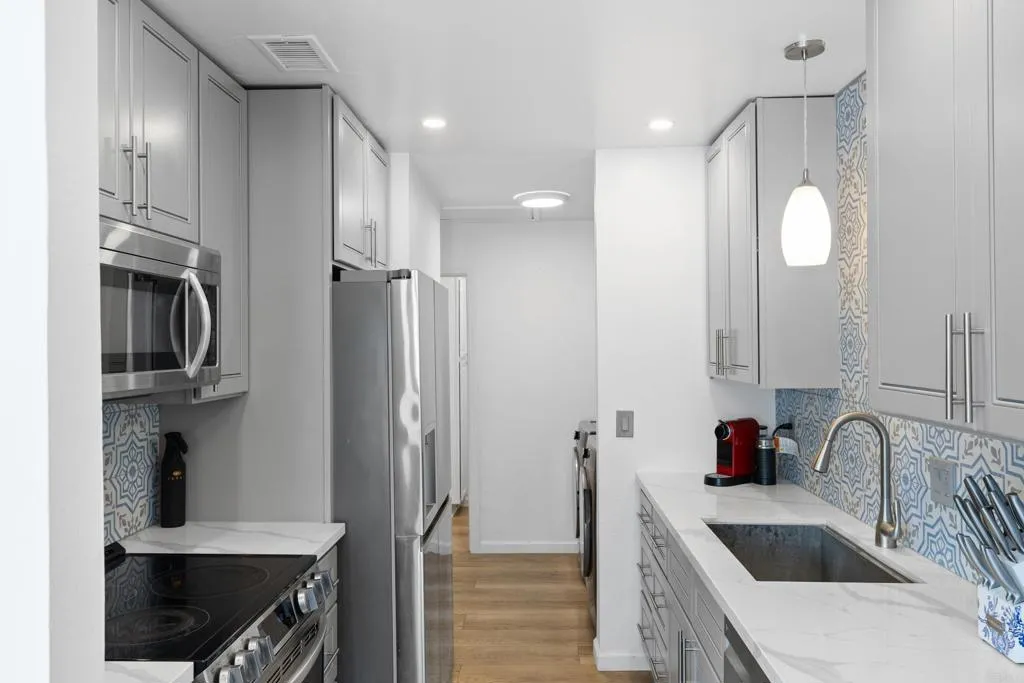 https://cdn.realtyfeed.com/cdn/127/307073436/3b12d0e408f2e565ce785afac0538282.webp