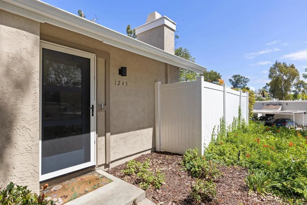 https://cdn.realtyfeed.com/cdn/127/307073436/a5d78e963cd2730b4de0cd411a4c1866.webp