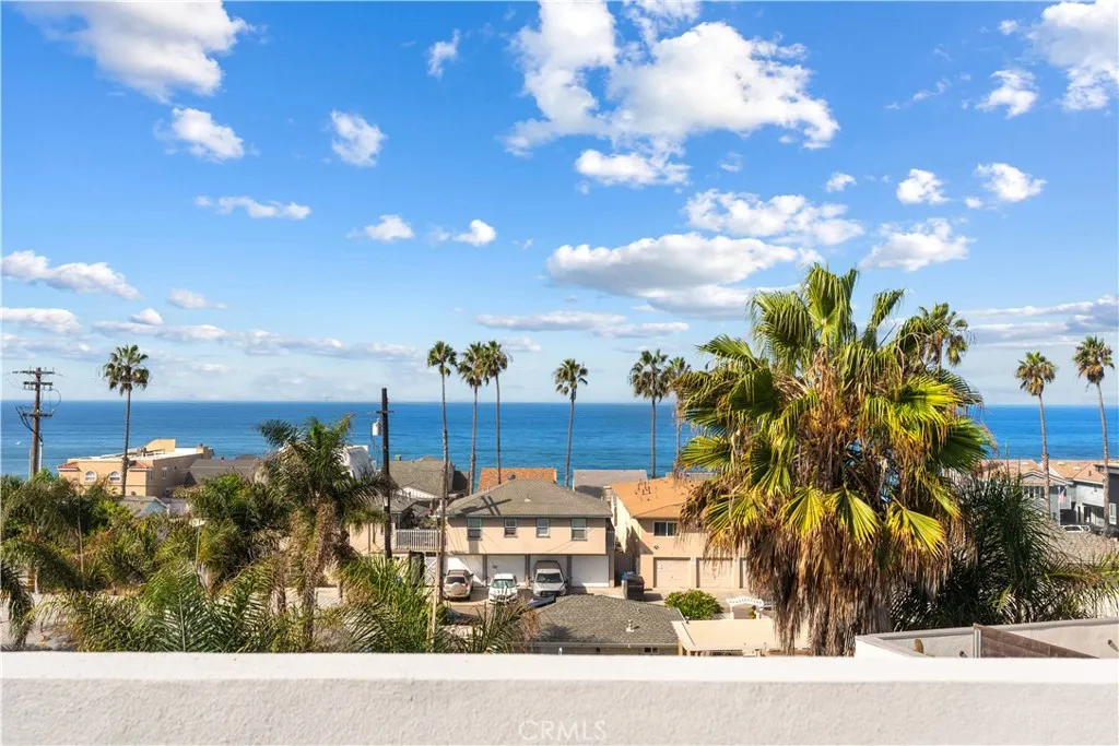 215 Oceanside Blvd Unit 4, Oceanside, CA 92054 - Photo 3 of 13, Oceanside, CA