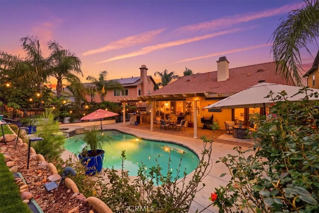 25241 Pacific Crest