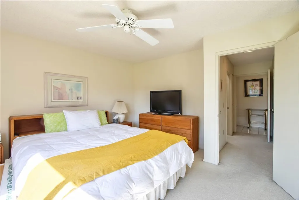 https://cdn.realtyfeed.com/cdn/127/307073511/03b95105f7efa9e0093921066fa1ea92.webp