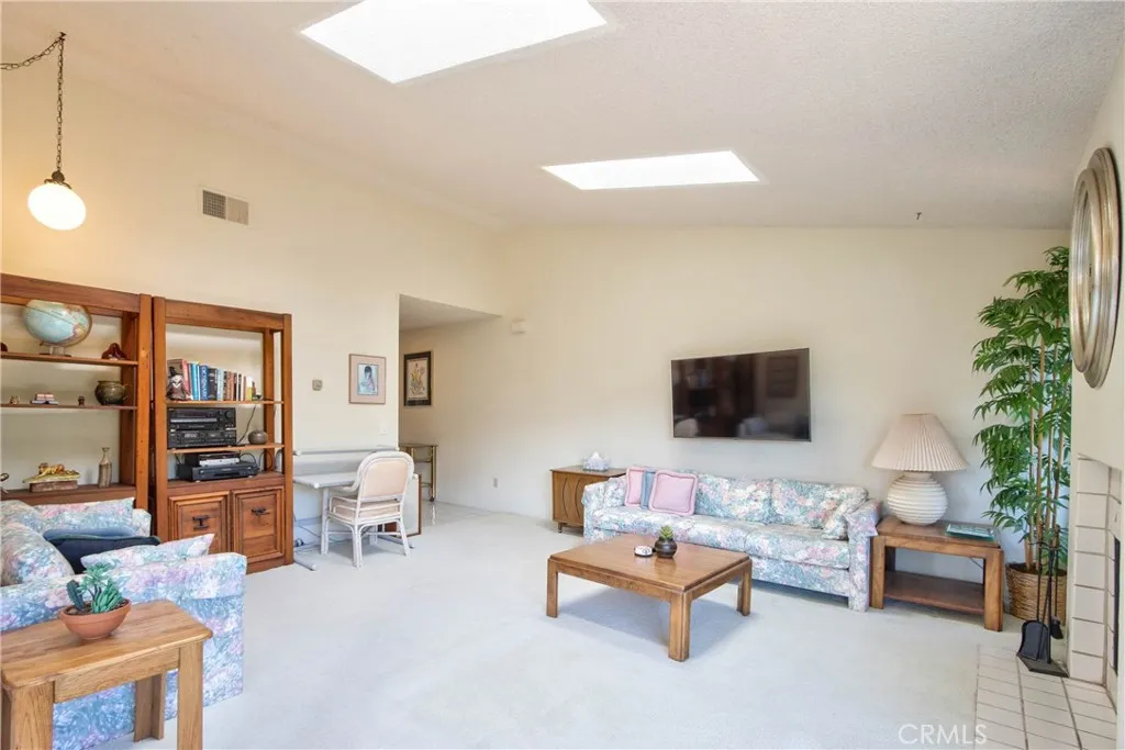 https://cdn.realtyfeed.com/cdn/127/307073511/080601ebff8d5d10ed32b092223c6aa0.webp