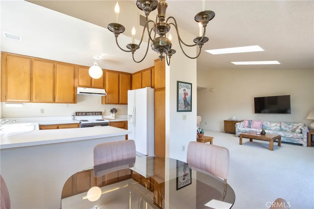 https://cdn.realtyfeed.com/cdn/127/307073511/fdaa63997a6ce18ca05e9464d8afd7d2.webp