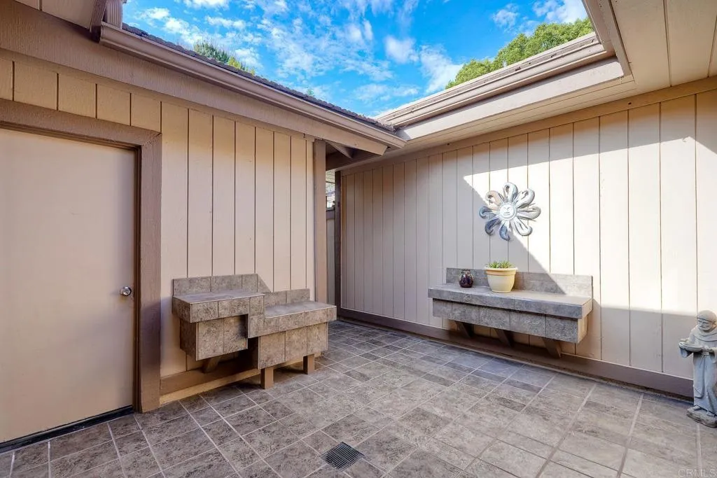 https://cdn.realtyfeed.com/cdn/127/307073648/0348c22de820c3789e55212439bd9bc3.webp