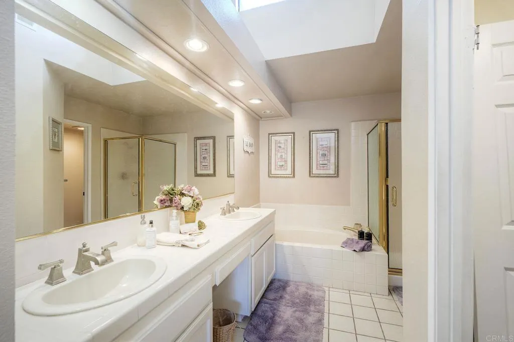 https://cdn.realtyfeed.com/cdn/127/307073648/15ee44bdc064e5c7849263100a3c7dde.webp