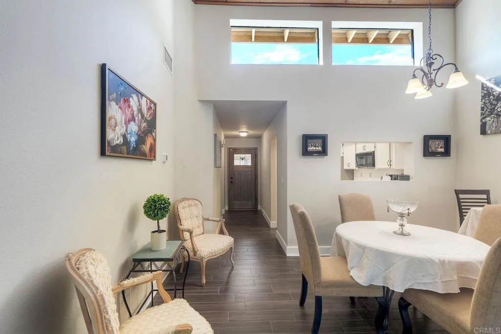 https://cdn.realtyfeed.com/cdn/127/307073648/1b30a19fd8d9a50af030c23d3851404a.webp