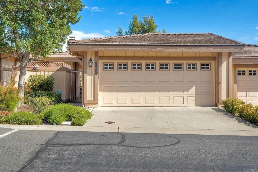 8559 Circle R Valley Lane, Escondido, CA 92026 - Photo 2 of 20, Escondido, CA