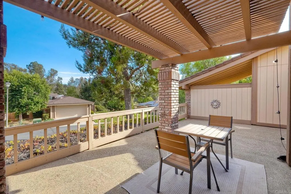 https://cdn.realtyfeed.com/cdn/127/307073648/6dfab09dc1be81e5ddd7b1a29b11c6ad.webp
