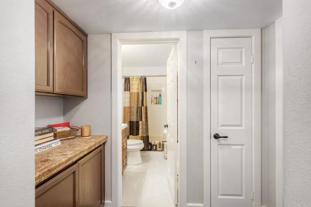 https://cdn.realtyfeed.com/cdn/127/307073648/b3043c02db595440b8481911b61764b5.webp